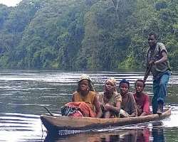 In addition to animals, people of tribe's lyaelima and Kitawalistes are also residing with the region of the park.